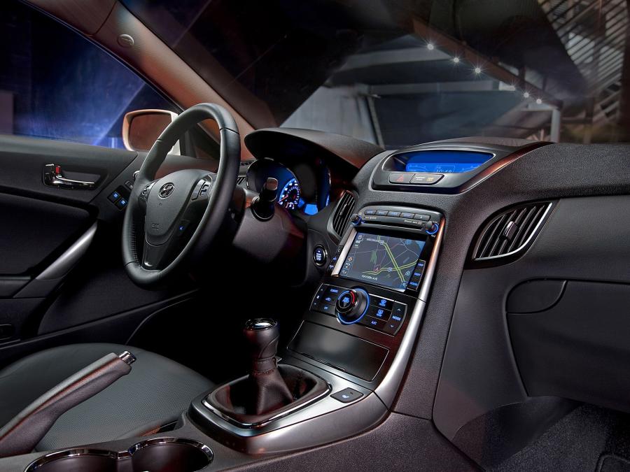  Hyundai Genesis Coupe R-Spec 2009 года  (фото 29 из 36)